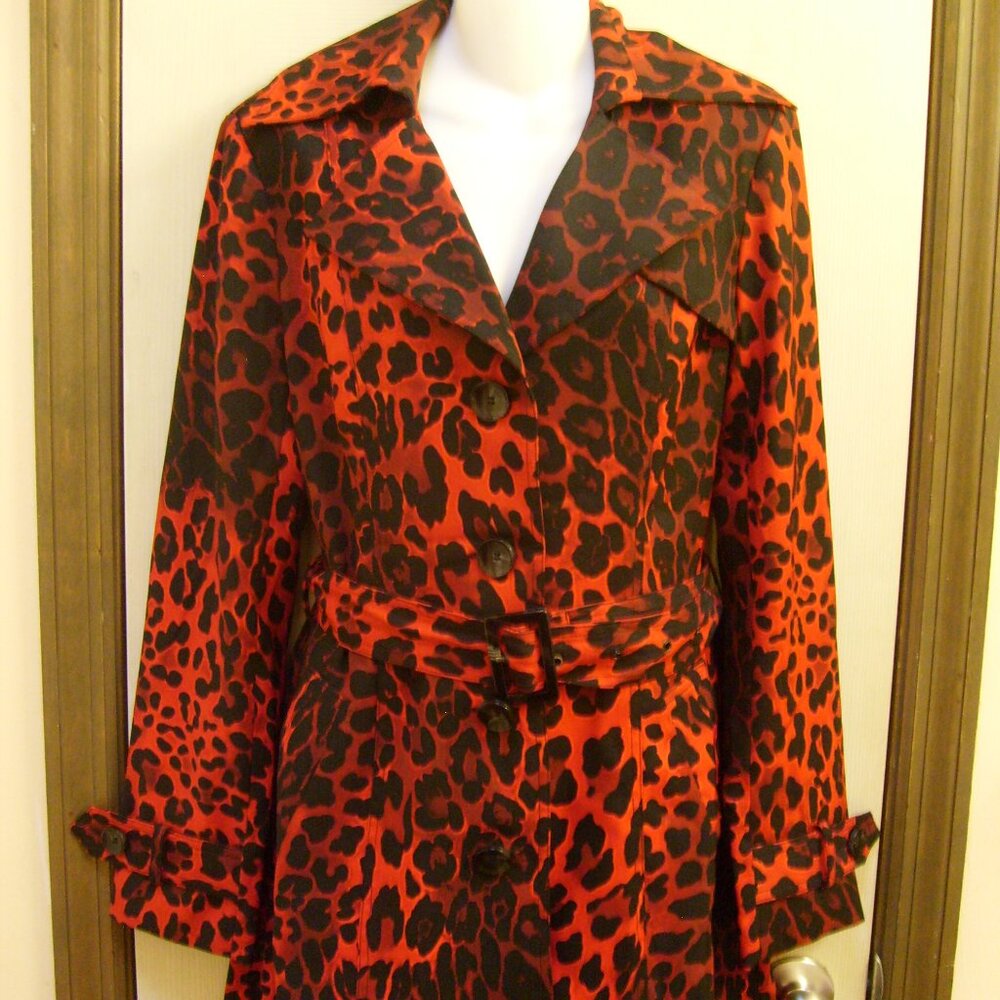 Cache Red/Black Short Jacket-Size Small